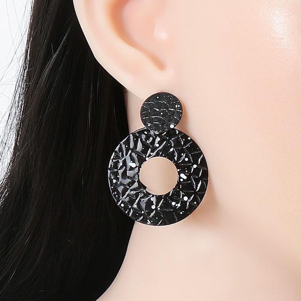 dangle & chandelier woman earring metallic paint geometric circular cracked shape female earrings personality wave point alloy jewelry, Silver
dangle & chandelier woman earring metallic paint geometric circular cracked shape female earrings personality wave point alloy jewelry, Silver