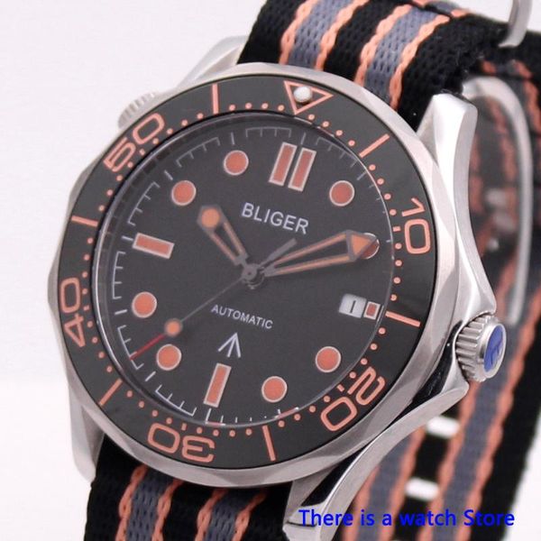 wristwatches 41mm black dial 007 automatic mechanical men watch sapphire crystal luminous nylon strap date function wristwatch, Slivery;brown
wristwatches 41mm black dial 007 automatic mechanical men watch sapphire crystal luminous nylon strap date function wristwatch, Slivery;brown