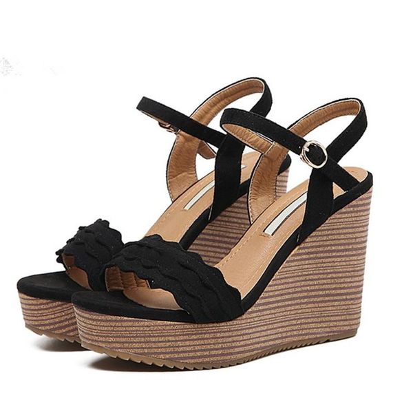 summer fashion wild thick-soled platform sandals trend waterproof buckle high heel sandals., Black
summer fashion wild thick-soled platform sandals trend waterproof buckle high heel sandals., Black