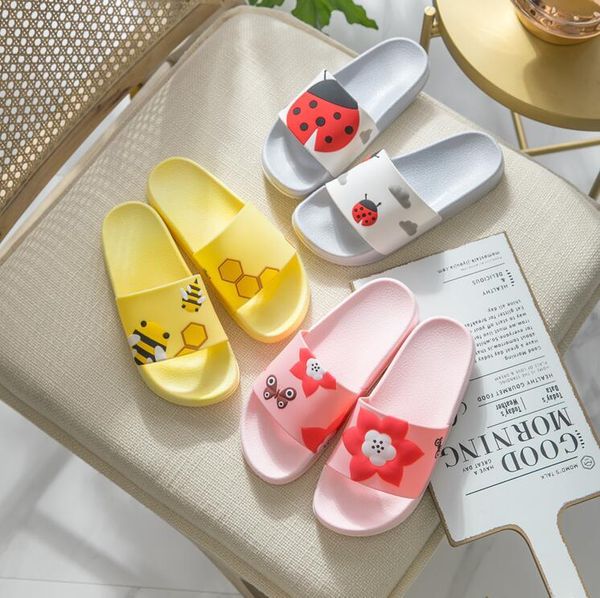 slipper boy home shoes summer 2021 slippers children' baby sandals girl rubber cartoon 45, Black;grey
slipper boy home shoes summer 2021 slippers children' baby sandals girl rubber cartoon 45, Black;grey