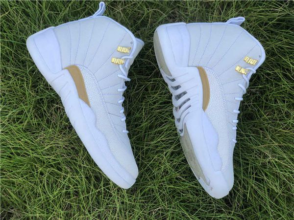 union 12 basketball shoes white gold ovo xii real carbon fiber fashion trainers men sneakers ship with boxcf80
union 12 basketball shoes white gold ovo xii real carbon fiber fashion trainers men sneakers ship with boxcf80