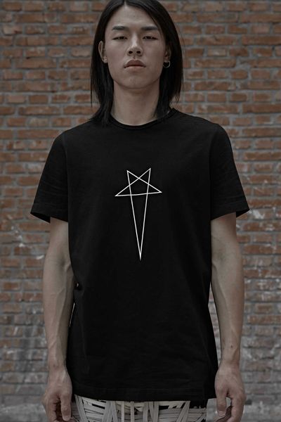 fashion outlet fhdx dark black ro style new five pointed star pattern slim t-shirt hip hop high street trend lg0j ecr9, White;black
fashion outlet fhdx dark black ro style new five pointed star pattern slim t-shirt hip hop high street trend lg0j ecr9, White;black
