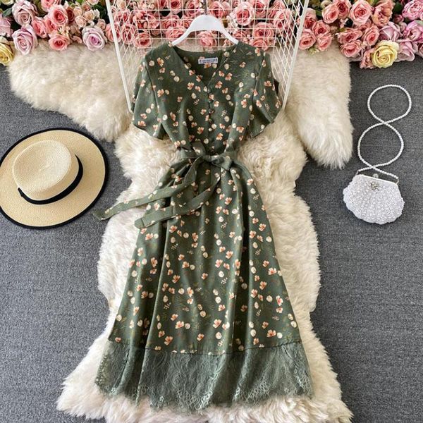 casual dresses 2021 elegant v neck floral print chiffon dress summer short sleeve bandage slim lace stitching women mid-calf, Black;gray
casual dresses 2021 elegant v neck floral print chiffon dress summer short sleeve bandage slim lace stitching women mid-calf, Black;gray