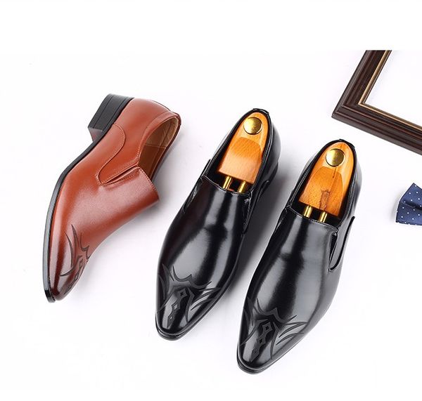 men's quality patent leather designer shoes zapatos de hombre soft man dress oxford casual shoe, Black
men's quality patent leather designer shoes zapatos de hombre soft man dress oxford casual shoe, Black