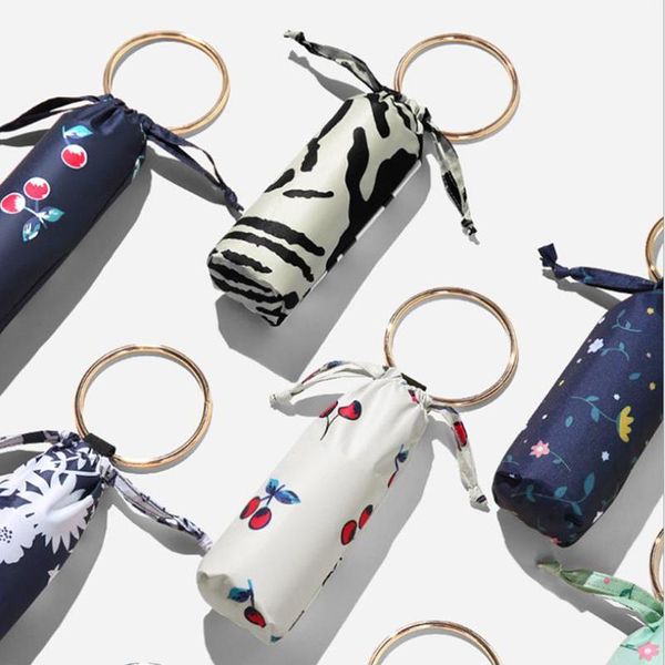umbrellas luxury japanese style cherry blossom umberella sunny and rainy five-folding umbrella with holder bag
umbrellas luxury japanese style cherry blossom umberella sunny and rainy five-folding umbrella with holder bag