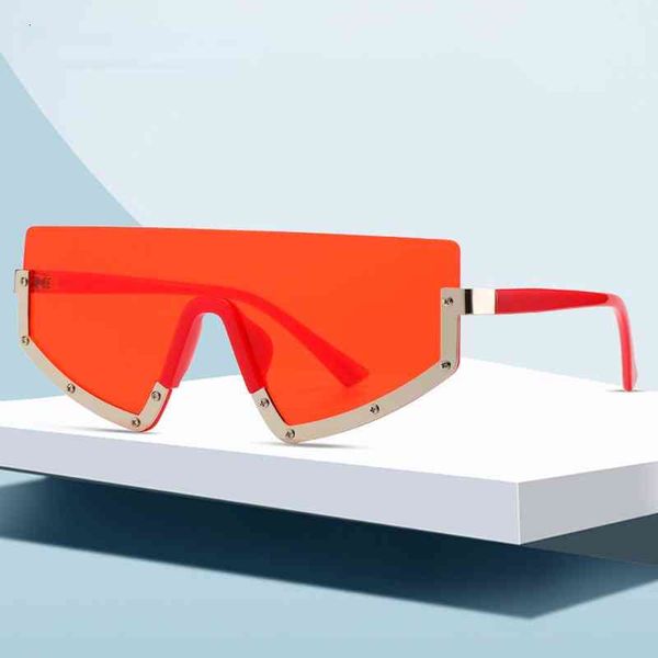 designer sunglasses design women luxury fashion one lens metal half frame unique appearance outdoor p sun glasses man retro, White;black
designer sunglasses design women luxury fashion one lens metal half frame unique appearance outdoor p sun glasses man retro, White;black