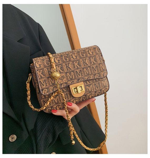 handbag foreign style chain small bag female 2021 fashion korean version versatile ins single shoulder messenger bag senior square
handbag foreign style chain small bag female 2021 fashion korean version versatile ins single shoulder messenger bag senior square