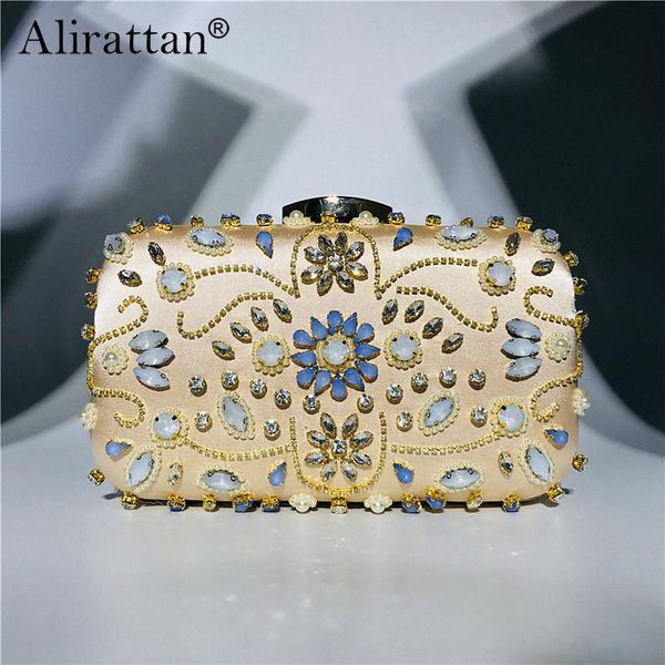 evening bags luxury high-quality handmade bead embroidery dinner party clutch for women 2021 fashion brand ladies shoulder bag wallet
evening bags luxury high-quality handmade bead embroidery dinner party clutch for women 2021 fashion brand ladies shoulder bag wallet