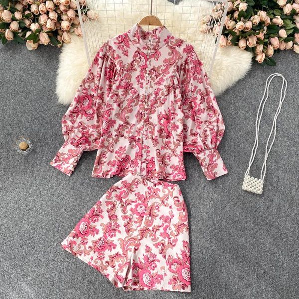 women's tracksuits floral print 2 pieces set for women elegant shorts sets stand collar long sleeve buttons loose shirt and wide leg su, Gray
women's tracksuits floral print 2 pieces set for women elegant shorts sets stand collar long sleeve buttons loose shirt and wide leg su, Gray