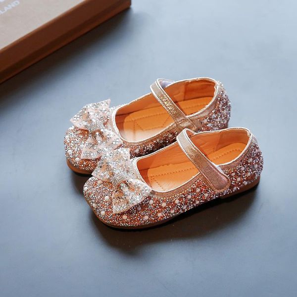flat shoes 2021 soft-soled rhinestone children' bow-knot girls princess autumn kids non-slip leather for wedding, Black;grey 
flat shoes 2021 soft-soled rhinestone children' bow-knot girls princess autumn kids non-slip leather for wedding, Black;grey
