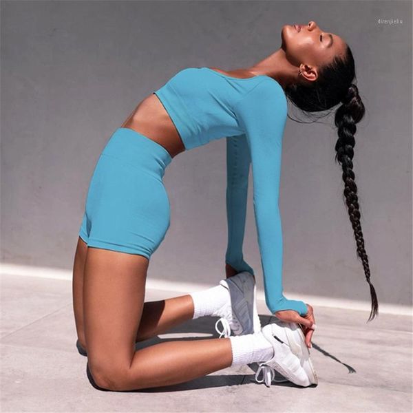 yoga outfit seamless women's set long sleeve gym short leggings female fitness clothing sportswear suitable for sports1
yoga outfit seamless women's set long sleeve gym short leggings female fitness clothing sportswear suitable for sports1