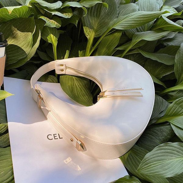 evening bags half moon design small underarm bag high-quality leather shoulder women's designer handbags ladies fashion travel tote
evening bags half moon design small underarm bag high-quality leather shoulder women's designer handbags ladies fashion travel tote