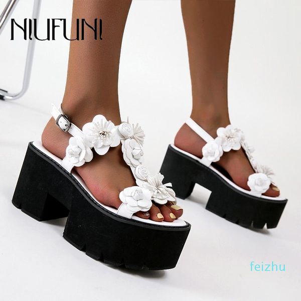 dress shoes platform high heels flower buckle women's sandals black white open toe simple summer casual roman hollow
dress shoes platform high heels flower buckle women's sandals black white open toe simple summer casual roman hollow
