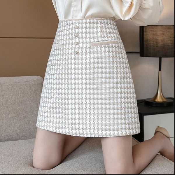 houndstooth plaid women skirts tweed pearls buttons high waist mini skirt korean autumn pencil plus size zipper x515, Black
houndstooth plaid women skirts tweed pearls buttons high waist mini skirt korean autumn pencil plus size zipper x515, Black