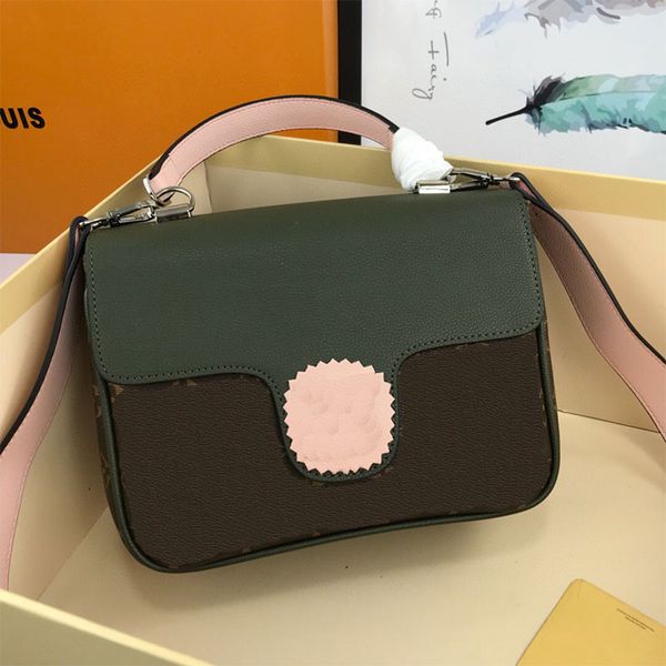 fashion shoulder bag, genuine leather material, woman handbag, made of handmade old-fashioned materials designer bags surface original hardw
fashion shoulder bag, genuine leather material, woman handbag, made of handmade old-fashioned materials designer bags surface original hardw