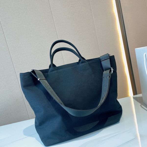 women designer canvas tote shoulder bag luxurys designers bags italy milano brand embossed logo denim totes crossbody handbags large capacit
women designer canvas tote shoulder bag luxurys designers bags italy milano brand embossed logo denim totes crossbody handbags large capacit