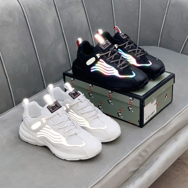 2021 luxury designer casual shoes leather breathable mesh lace up angel wing black white men platform sneakers fashion outdoor leisure sport
2021 luxury designer casual shoes leather breathable mesh lace up angel wing black white men platform sneakers fashion outdoor leisure sport