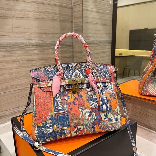 wholesale fashion painted graffiti head leather litchi pattern platinum bag one shoulder slant cross portable women's luxuryss designer
wholesale fashion painted graffiti head leather litchi pattern platinum bag one shoulder slant cross portable women's luxuryss designer