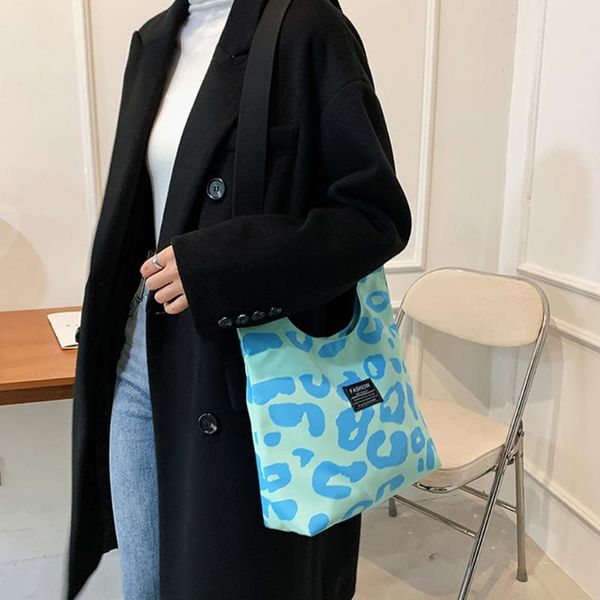 evening bags women retro shoulder bag creative plaid leopard print messenger nylon daily crossbody female handbag
evening bags women retro shoulder bag creative plaid leopard print messenger nylon daily crossbody female handbag