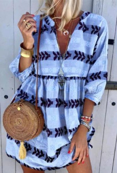 women's swimwear 2021 summer quarter sleeve dress printing loose v-neck t-shirt large size cool vacation beach, White;black
women's swimwear 2021 summer quarter sleeve dress printing loose v-neck t-shirt large size cool vacation beach, White;black