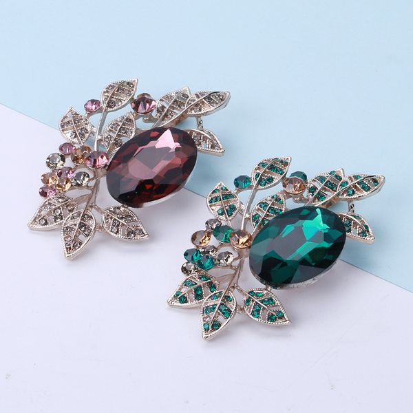 factory brooch style simple shining imitation crystal brooch alloy pin accessories temperament wholesale jacket brooch christmas
factory brooch style simple shining imitation crystal brooch alloy pin accessories temperament wholesale jacket brooch christmas
