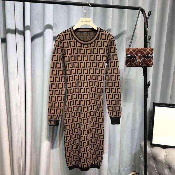 quality designer high women's knitted casual dresses round neck pullover retro fashion dress sweater, Black;gray
quality designer high women's knitted casual dresses round neck pullover retro fashion dress sweater, Black;gray