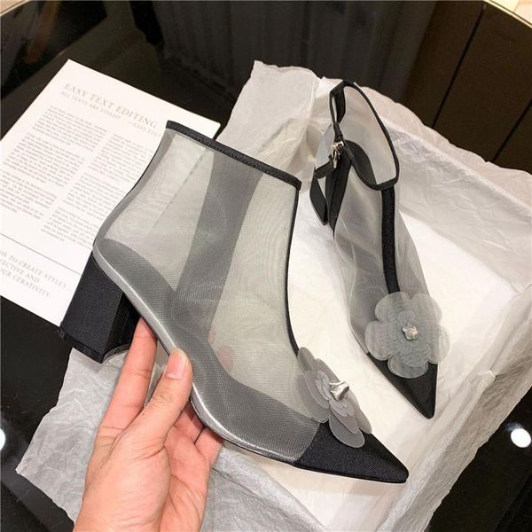 summer 2021 pointed toe ladies ankle boots breathable mesh women's shoes camellia hollow high heel black short sandals
summer 2021 pointed toe ladies ankle boots breathable mesh women's shoes camellia hollow high heel black short sandals