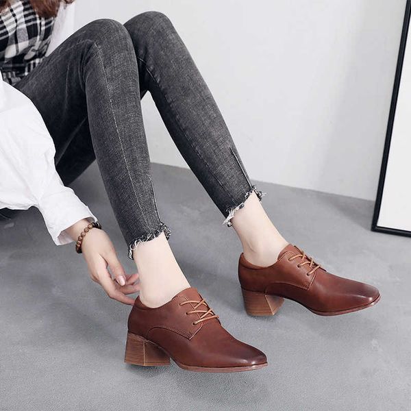 2021 autumn women's sho layer cowhide british style high-heeled leather casual single
2021 autumn women's sho layer cowhide british style high-heeled leather casual single