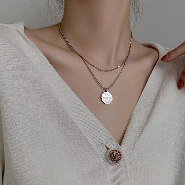 pendant necklaces 2021 ladies fashion metal geometric clavicle chain irregular shape letters you&me necklace simple style women, Silver
pendant necklaces 2021 ladies fashion metal geometric clavicle chain irregular shape letters you&me necklace simple style women, Silver