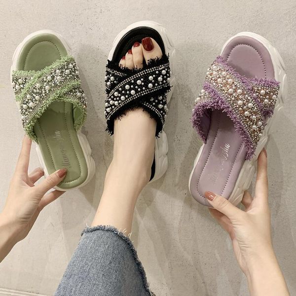 slippers string bead shoes ladies' glitter slides med fashion slipers women platform jelly flat luxury 2021 crystal cotton fa, Black
slippers string bead shoes ladies' glitter slides med fashion slipers women platform jelly flat luxury 2021 crystal cotton fa, Black