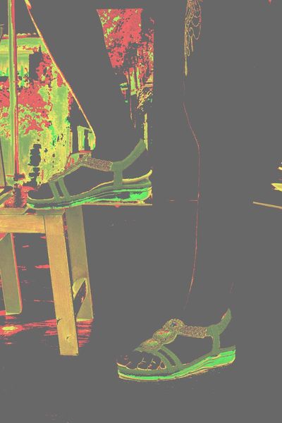 sandals deriland park women black stone 21y120-16 
sandals deriland park women black stone 21y120-16