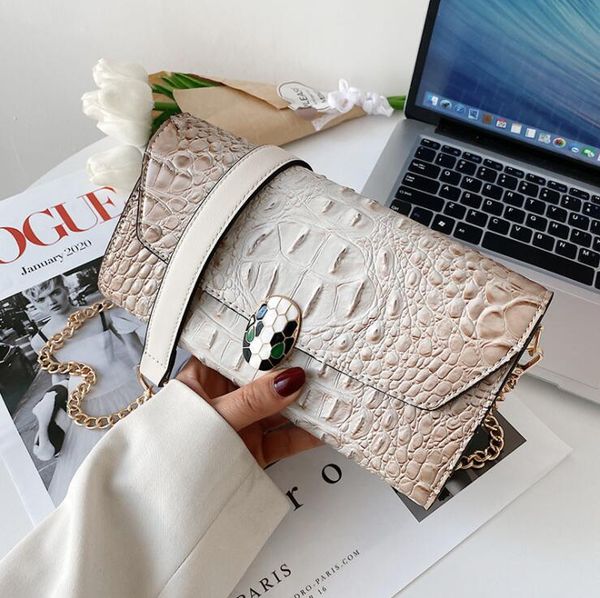factory wholesale women shoulder bags summer european fashions alligator chain bag street fashion leather handbag retro embossed handbags 6, Red;black
factory wholesale women shoulder bags summer european fashions alligator chain bag street fashion leather handbag retro embossed handbags 6, Red;black