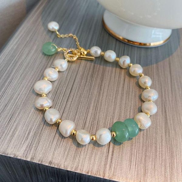 charm bracelets natural stone pearl pendant bracelet classic fashion ladies holiday gift exquisite lucky cuff luxury jewelry, Golden;silver
charm bracelets natural stone pearl pendant bracelet classic fashion ladies holiday gift exquisite lucky cuff luxury jewelry, Golden;silver