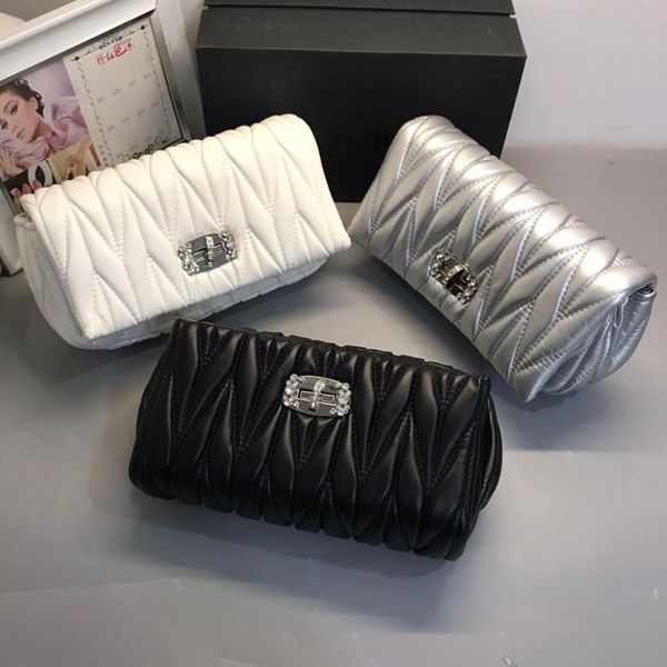 2021fashion pleated handbag dimonds lattice evening party single shoulder chain crossbody bag soft pu leather fashion wallets, Red;black
2021fashion pleated handbag dimonds lattice evening party single shoulder chain crossbody bag soft pu leather fashion wallets, Red;black