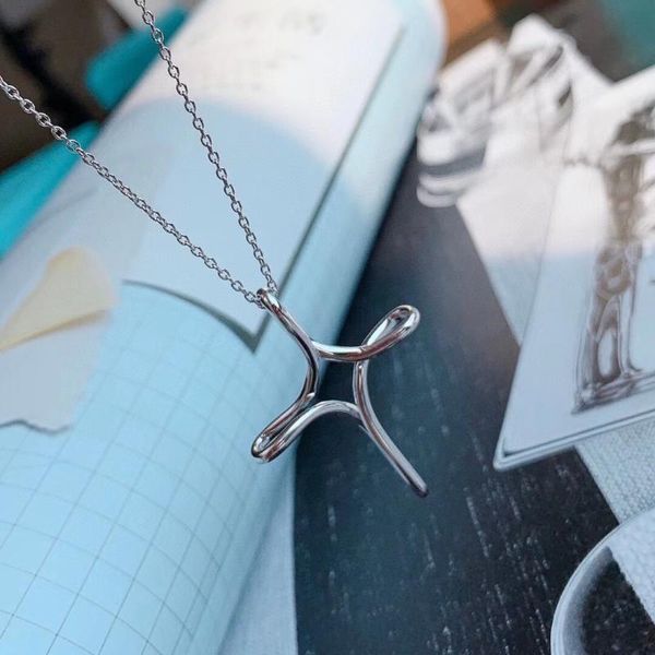 chains classic t logo925 sterling silver hollow cross pendant ladies necklace, exquisite luxury fashion jewelry,
chains classic t logo925 sterling silver hollow cross pendant ladies necklace, exquisite luxury fashion jewelry,