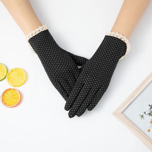 sports gloves autumn winter women thin section keep warm touch screen single layer windproof cycling bowknot cute lovely elasticity, Black
sports gloves autumn winter women thin section keep warm touch screen single layer windproof cycling bowknot cute lovely elasticity, Black