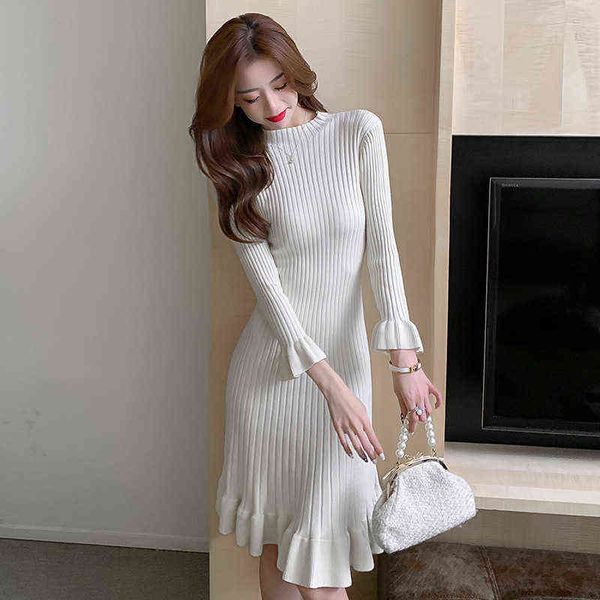 luxury dress 2022 winter round neck sleeve fungus edge medium long fishtail dresses, Black;gray
luxury dress 2022 winter round neck sleeve fungus edge medium long fishtail dresses, Black;gray