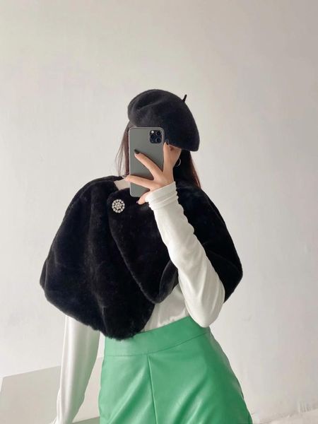 women's fur & faux winter style fashion warm high-quality soft urban high street ladies coat, Black
women's fur & faux winter style fashion warm high-quality soft urban high street ladies coat, Black