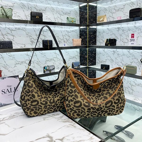 evening bags shoulder for women 2021 leopard printed luxury hobos shopper fashion and vintage causal totes ladies female handbag winnter
evening bags shoulder for women 2021 leopard printed luxury hobos shopper fashion and vintage causal totes ladies female handbag winnter