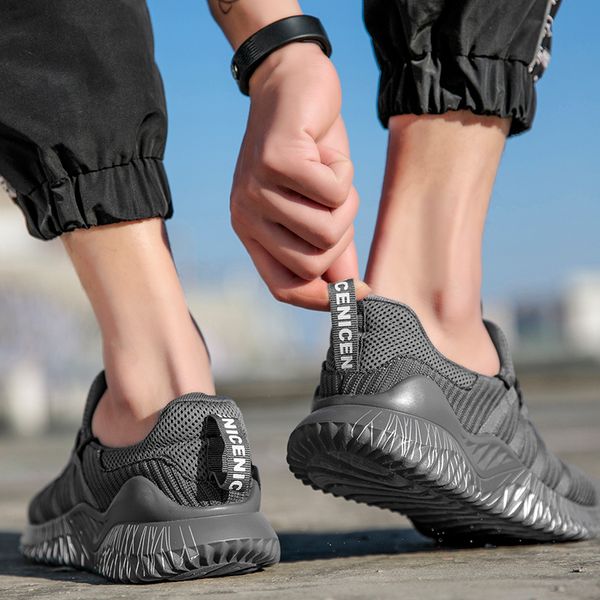 2021 mens women knit running sports shoes black pink grey breathable comfortable couples outdoor trainers sneakers big size 35-46 y-h1503
2021 mens women knit running sports shoes black pink grey breathable comfortable couples outdoor trainers sneakers big size 35-46 y-h1503