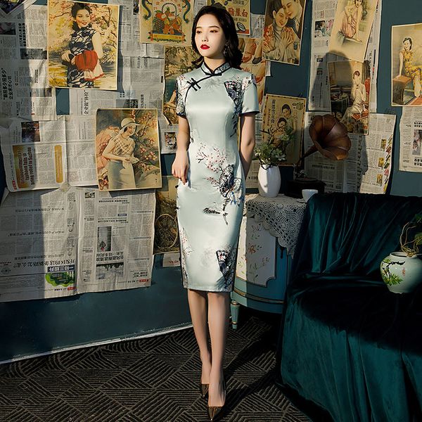 chinese vintage short sleeve printed rayon satin qipao elegant stand collar cheongsam ladies festival party split wedding dress, Red
chinese vintage short sleeve printed rayon satin qipao elegant stand collar cheongsam ladies festival party split wedding dress, Red