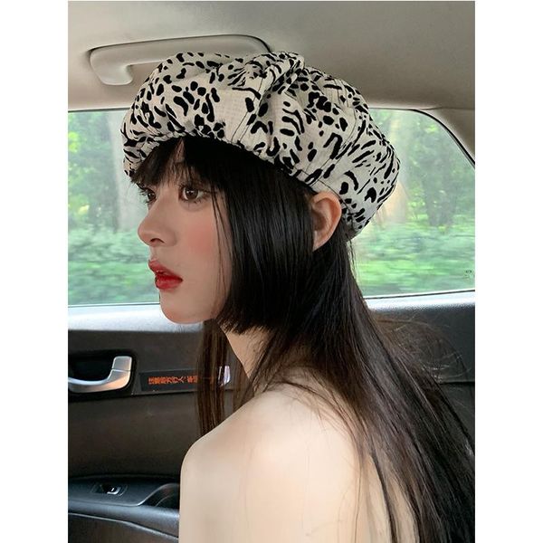 beanie/skull caps k223 beret women's hat personality designer cloud female retro fashion street shooting octagonal painter satin, Blue;gray
beanie/skull caps k223 beret women's hat personality designer cloud female retro fashion street shooting octagonal painter satin, Blue;gray