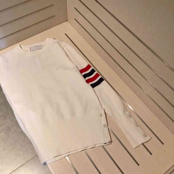 2022 factory wholesale new high version (sstb autumn round neck classic four bar temperament versatile sweater 08075, Black
2022 factory wholesale new high version (sstb autumn round neck classic four bar temperament versatile sweater 08075, Black