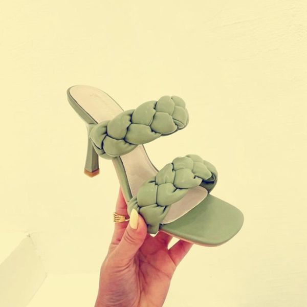 slippers ladies high heel sandals summer fashion design open toe shoes 2012, Black
slippers ladies high heel sandals summer fashion design open toe shoes 2012, Black