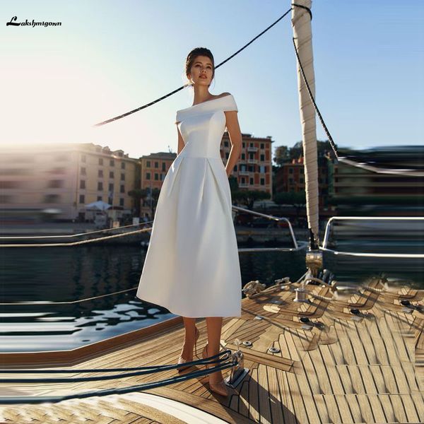 2021 new gorgeous short wedding off the shoulder satin a line tea length beach bridal gowns reception kjhc, White
2021 new gorgeous short wedding off the shoulder satin a line tea length beach bridal gowns reception kjhc, White