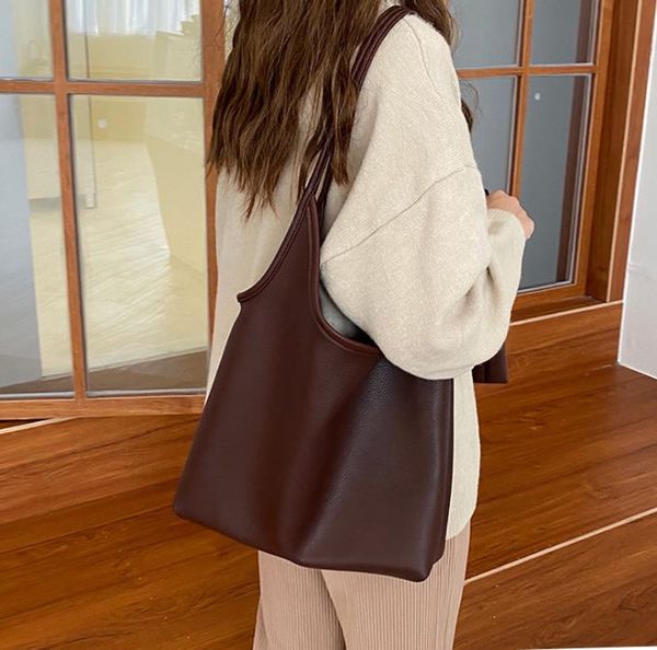 shoulder bags women's large capacity simple bag 2021 spring/summer solid color lightweight soft leather
shoulder bags women's large capacity simple bag 2021 spring/summer solid color lightweight soft leather