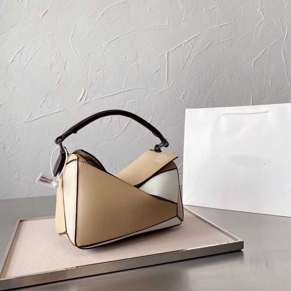 handbag 2121 spring and summer color leather two-layer cow matching geometric portable one shoulder cross carrying women's
handbag 2121 spring and summer color leather two-layer cow matching geometric portable one shoulder cross carrying women's