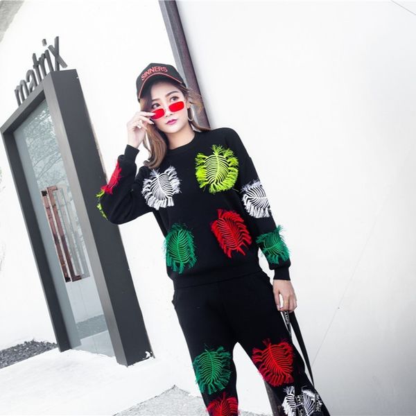 tracksuits fashion sport suit autumn and winter 2021 heavy industry embroidery color leaves two piece set knitted sweater women, Gray
tracksuits fashion sport suit autumn and winter 2021 heavy industry embroidery color leaves two piece set knitted sweater women, Gray