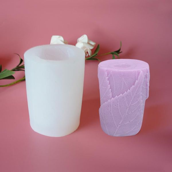 craft tools homemade silicon wax candle silicone mold leaf soap crayon melting honeycomb making accessories
craft tools homemade silicon wax candle silicone mold leaf soap crayon melting honeycomb making accessories