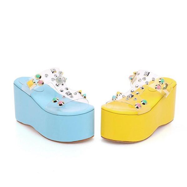 slippers 2021 summer thick bottom muffin sandals women's large transparent rivet, Black
slippers 2021 summer thick bottom muffin sandals women's large transparent rivet, Black